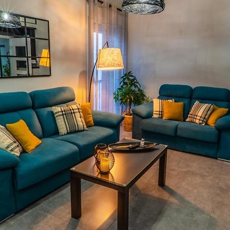 Apartamentos Turisticos El Altozano Fuentes De Leon Ngoại thất bức ảnh