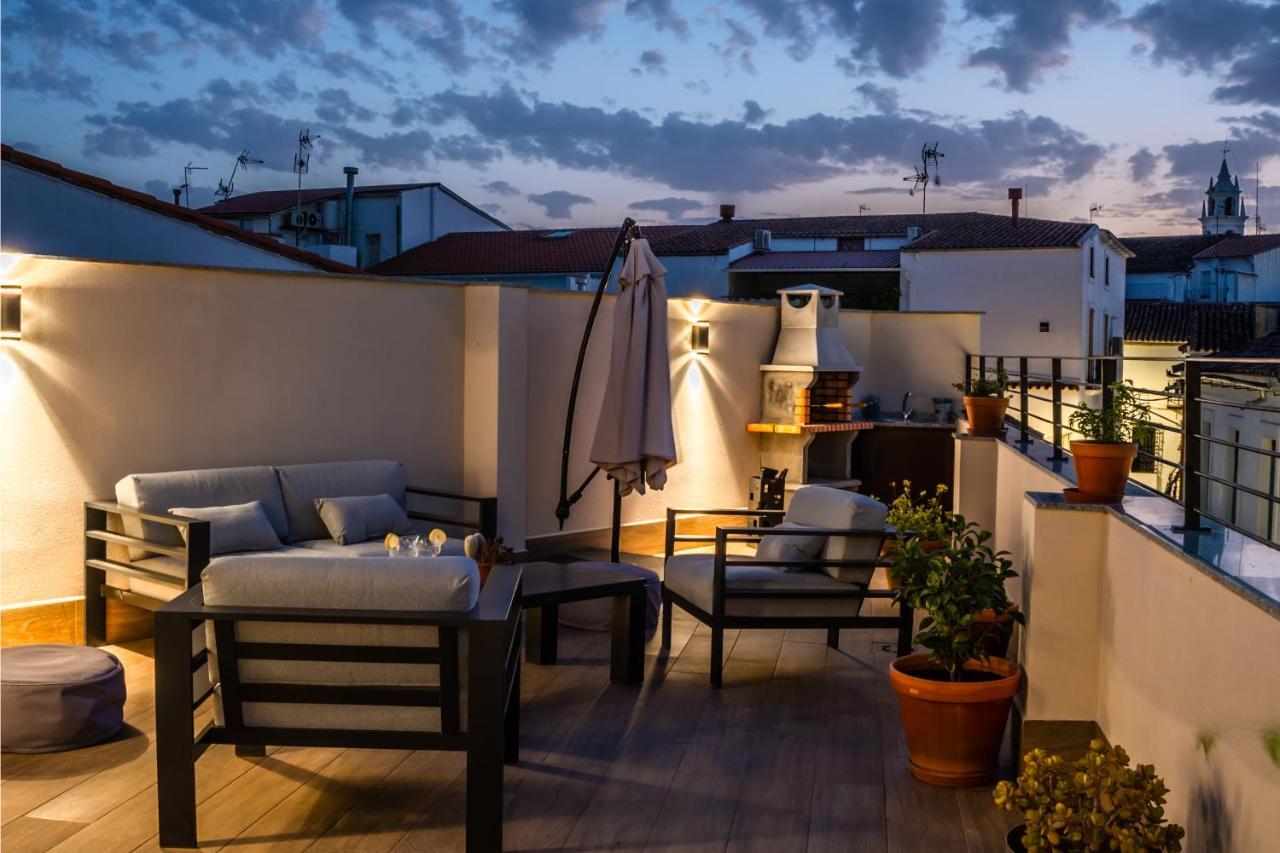 Apartamentos Turisticos El Altozano Fuentes De Leon Ngoại thất bức ảnh