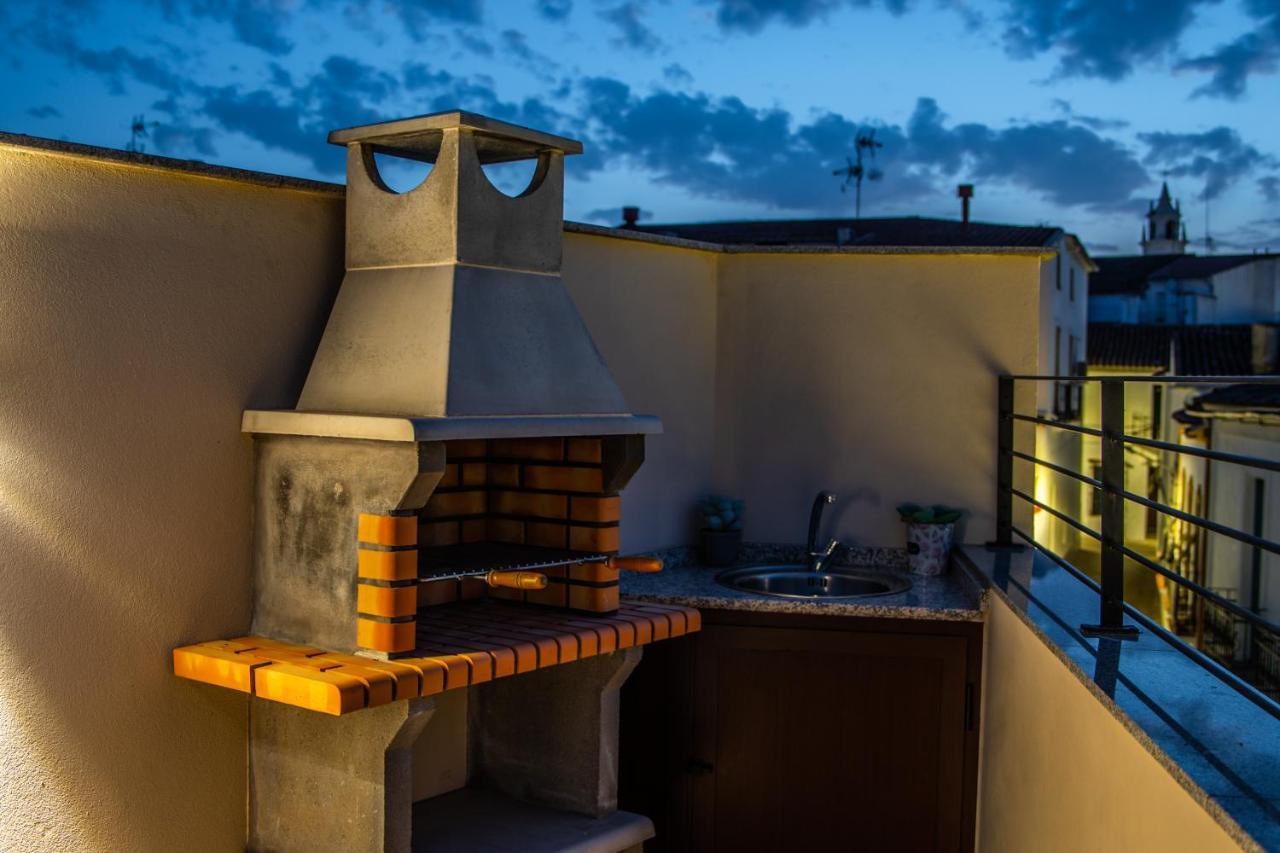 Apartamentos Turisticos El Altozano Fuentes De Leon Ngoại thất bức ảnh