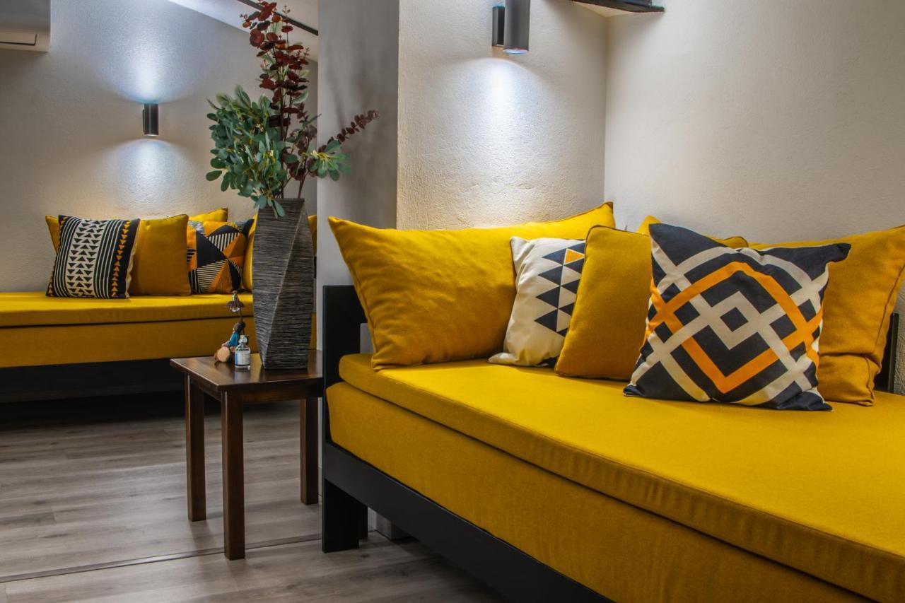 Apartamentos Turisticos El Altozano Fuentes De Leon Ngoại thất bức ảnh